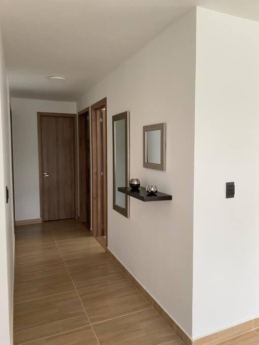 Lindo Apartamento Con Estacionamiento ブガ エクステリア 写真
